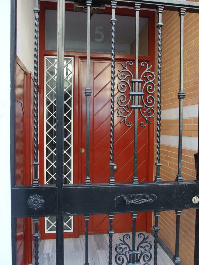 Apartamento Con Patio Cerca Mezquita コルドバ エクステリア 写真
